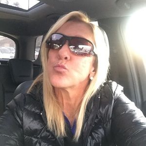 Meet your Posher, Suzanne